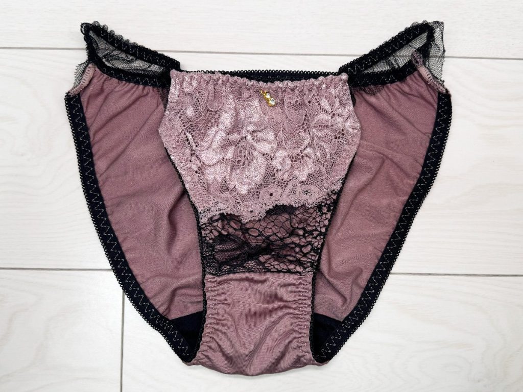 衝撃の処女！本当に大丈夫！？ウブ学生さんの照れ笑い全裸を公開★ - 画像6