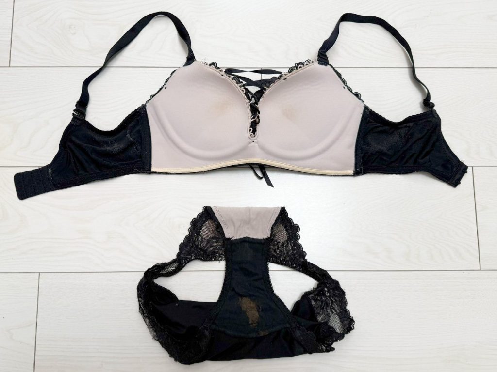 全部6年もの！生脱ぎポッチあり！22歳らんちゃんの下着を買取 - 画像4