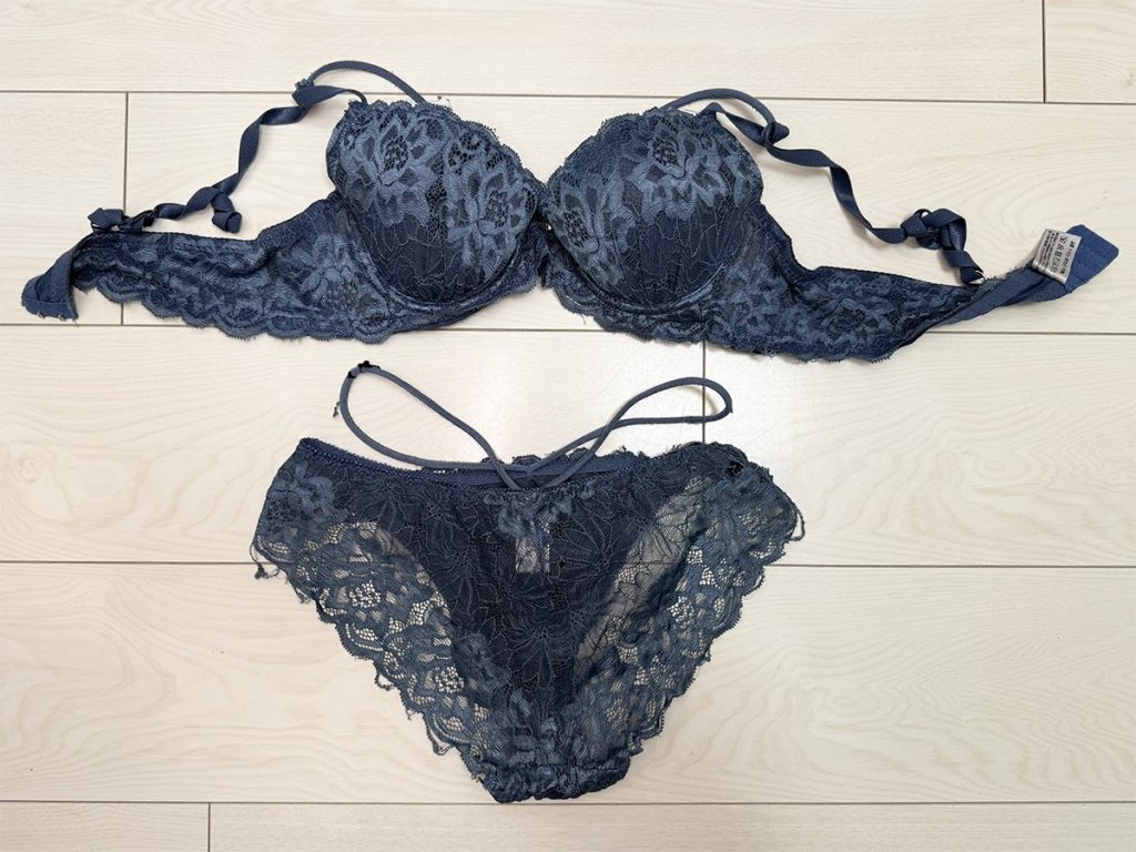 壊れるほどボロボロ!?学生時から着用の超ビンテージ下着が入荷しました！ - 画像19