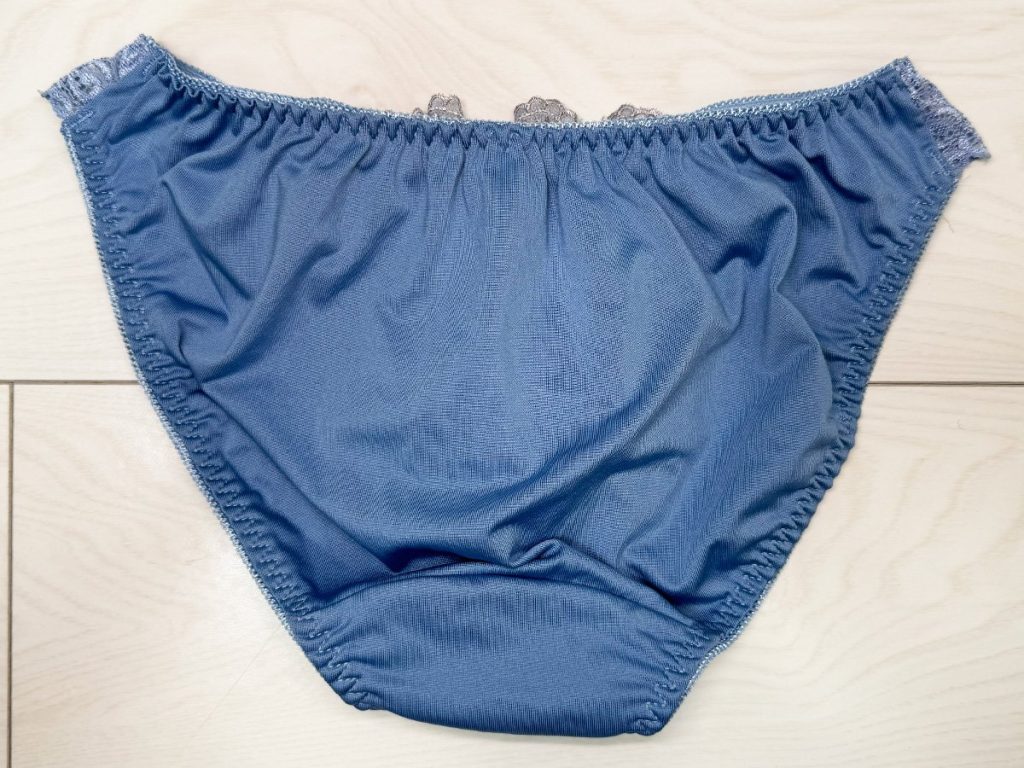 衝撃の処女！本当に大丈夫！？ウブ学生さんの照れ笑い全裸を公開★ - 画像3