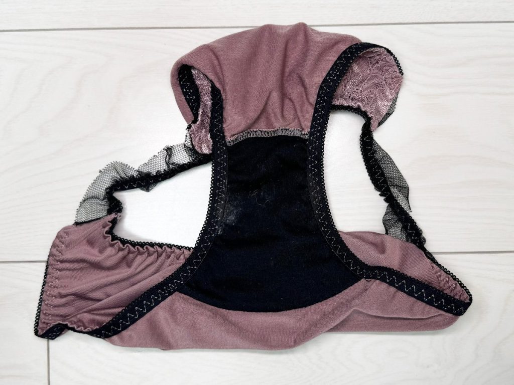 衝撃の処女！本当に大丈夫！？ウブ学生さんの照れ笑い全裸を公開★ - 画像8