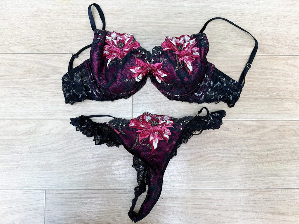 激臭保証！完璧黒髪美女のおしっこひたひた3日履きパンツを買い取り！ - 画像6