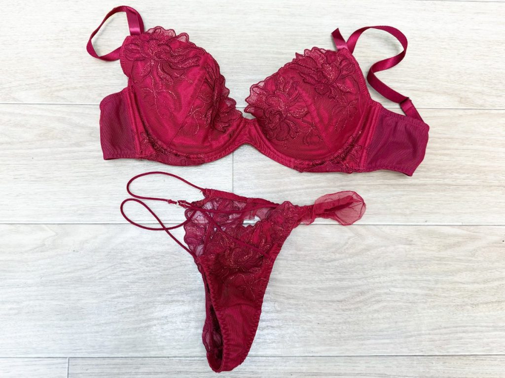 激臭保証！完璧黒髪美女のおしっこひたひた3日履きパンツを買い取り！ - 画像14