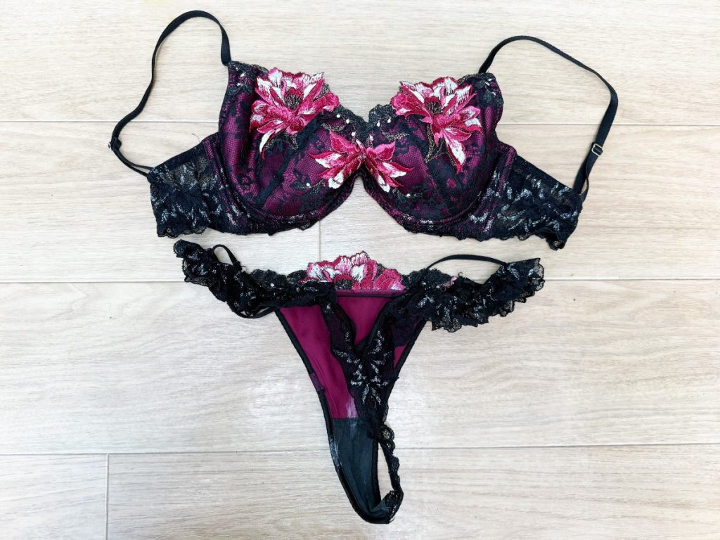 激臭保証！完璧黒髪美女のおしっこひたひた3日履きパンツを買い取り！ - 画像7