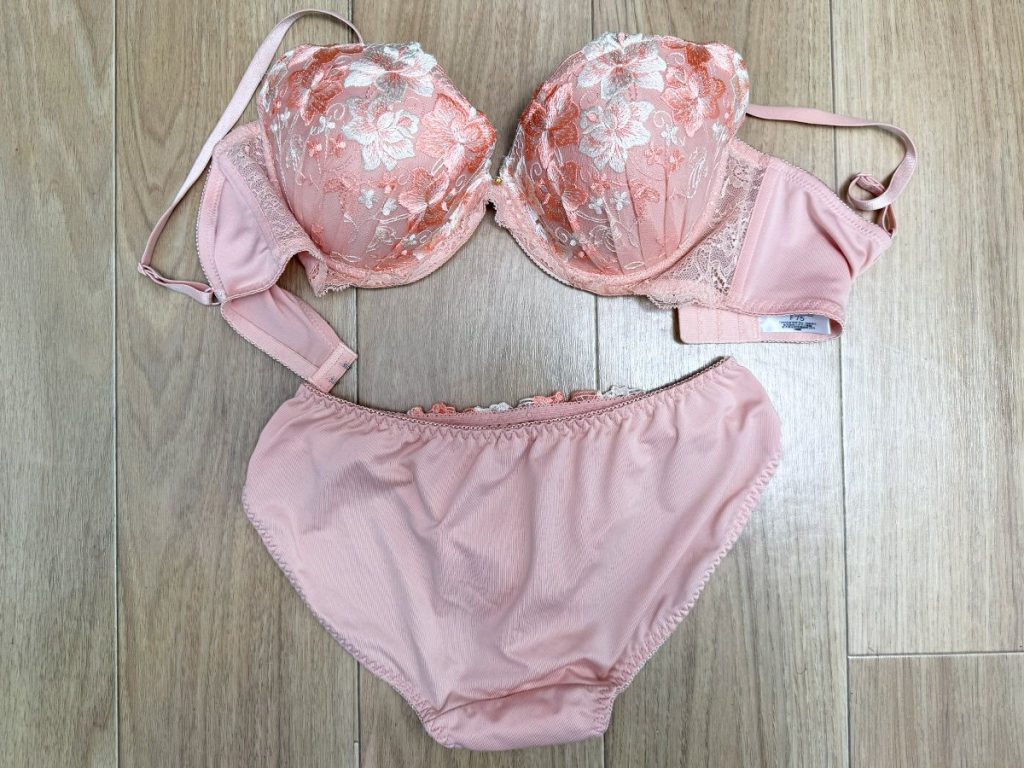 【屁・カスあり】Hカップ女子大生が奨学金返済のため...！ - 画像19