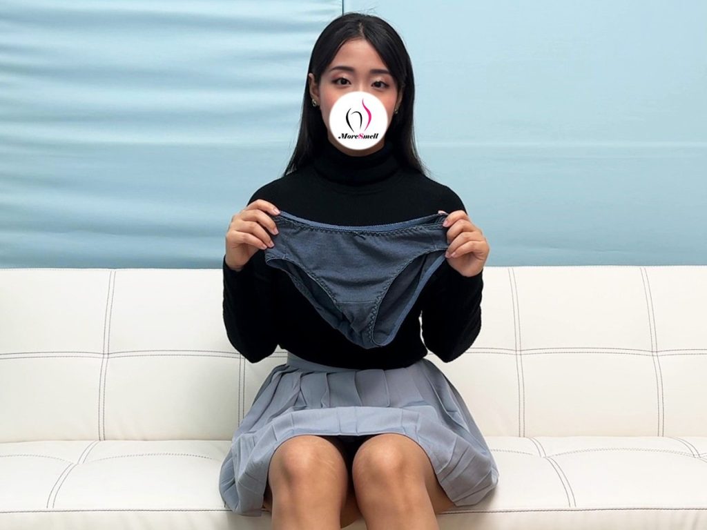 ハーフ爆乳美女降臨★汚下着３点を買い取り！ - 画像9
